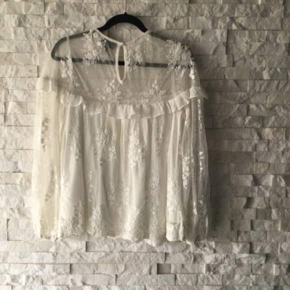 Vici Collection Ivory Embroidered Lace Blouse - Picture 3 of 3